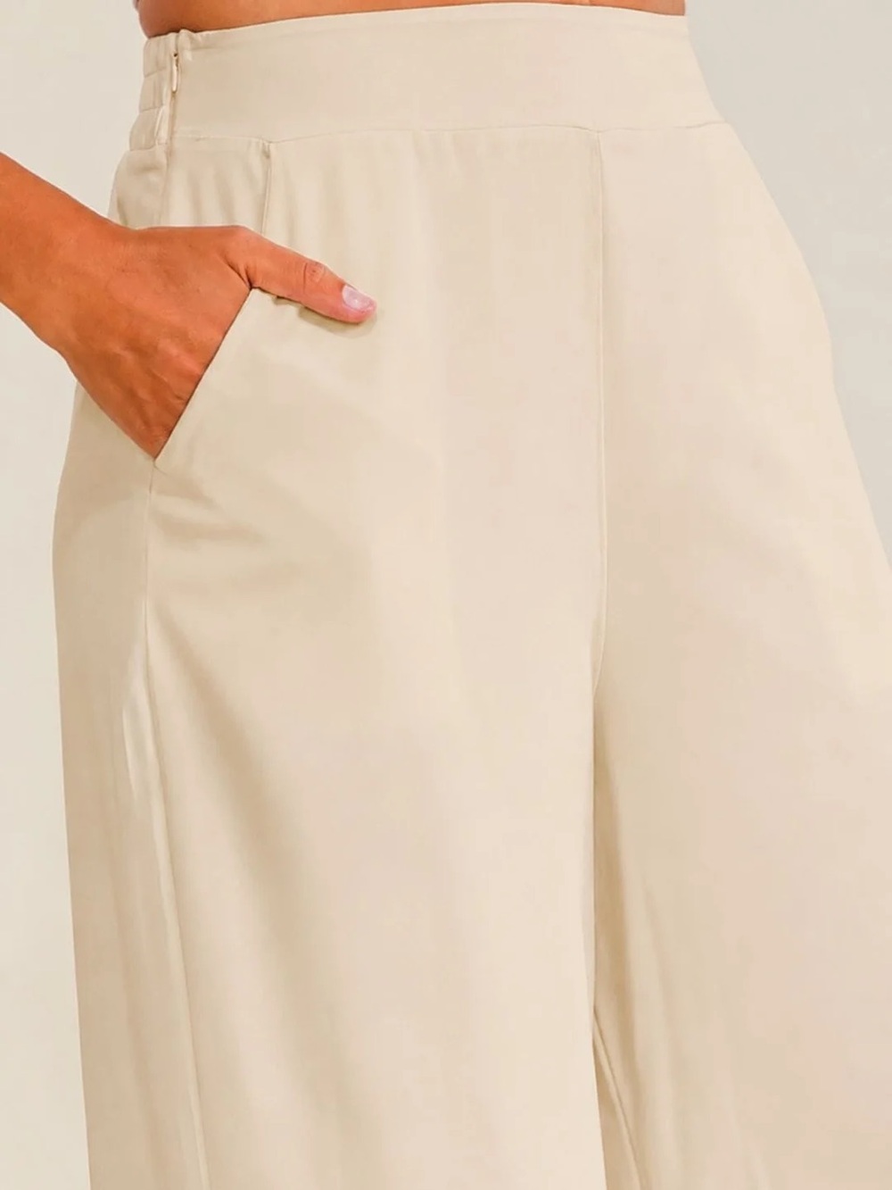 LA REYNA | Chérie Wide Leg Pants - beige - Picture 2 of 4
